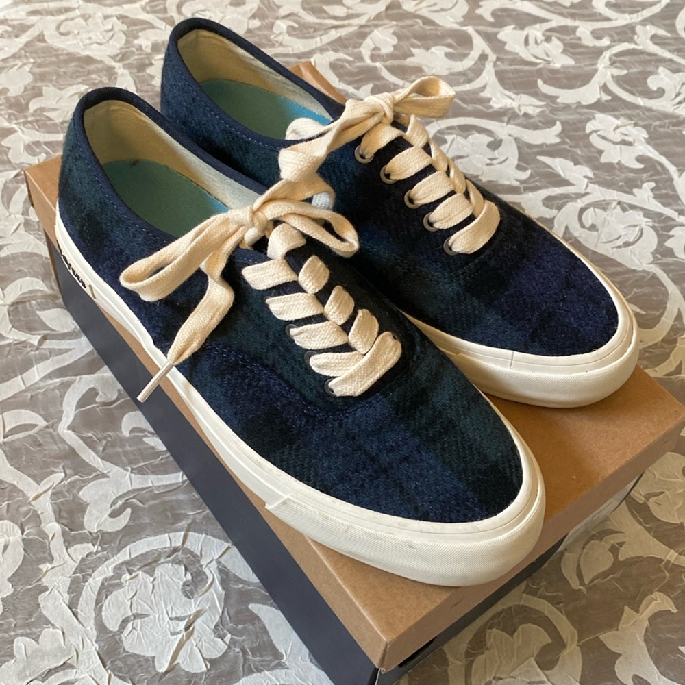 Like new SeaVees size 9 blackwatch plaid wool sneakers.